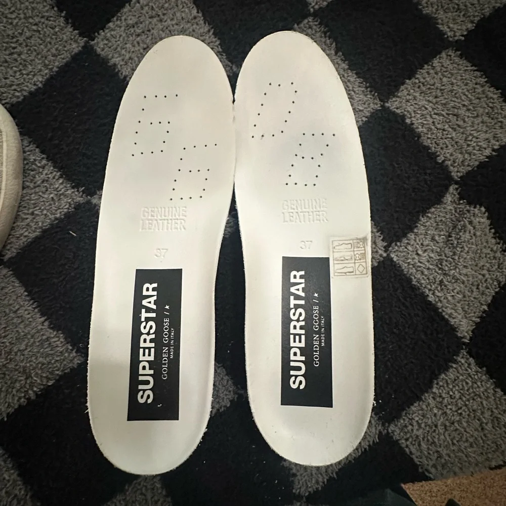 Golden Goose Matte Glitter Superstars size 37 - Picture 10 of 13